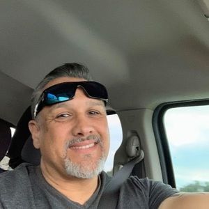 Meet your Posher, Raymond